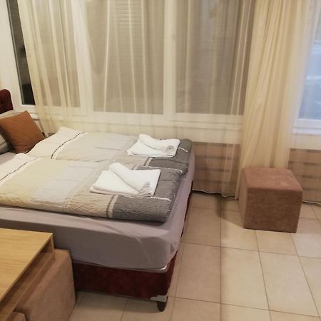 Helvetia Hotel Seewen  Room photo