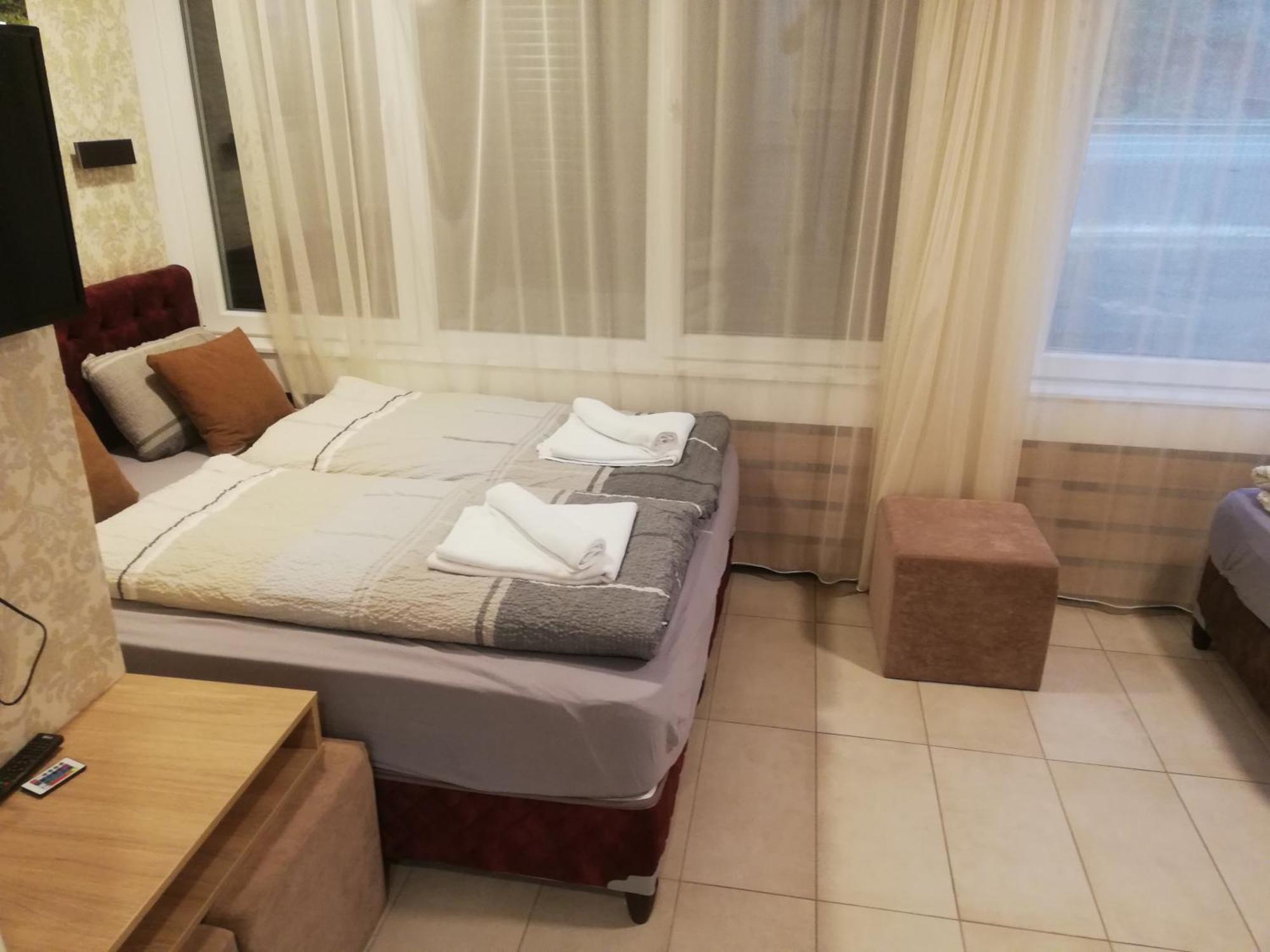 Helvetia Hotel Seewen  Room photo